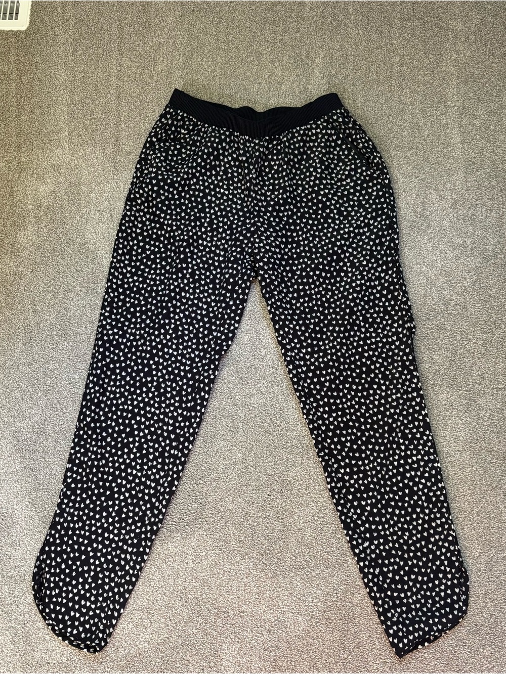 H&M size 8 black & white heart print joggers